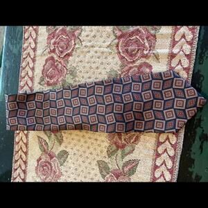 Alfred Dean Exclusive Tie for Boyd's - Stylish Geometric Design
